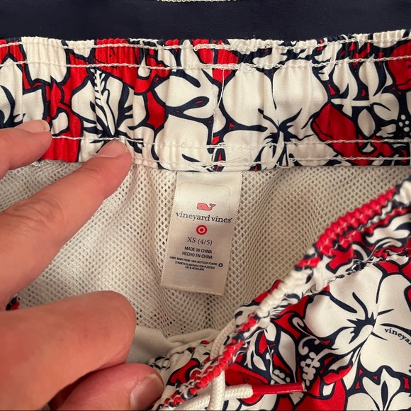 Vineyard Vines x Target swim set - Picture 2 of 6